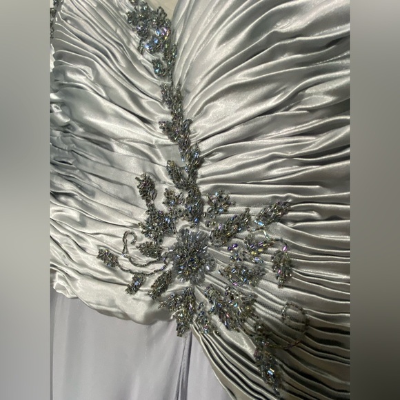 My queen silver FORMAL MODEST MOTHER OF THE BRIDE GROOM DRESS M - Picture 2 of 15